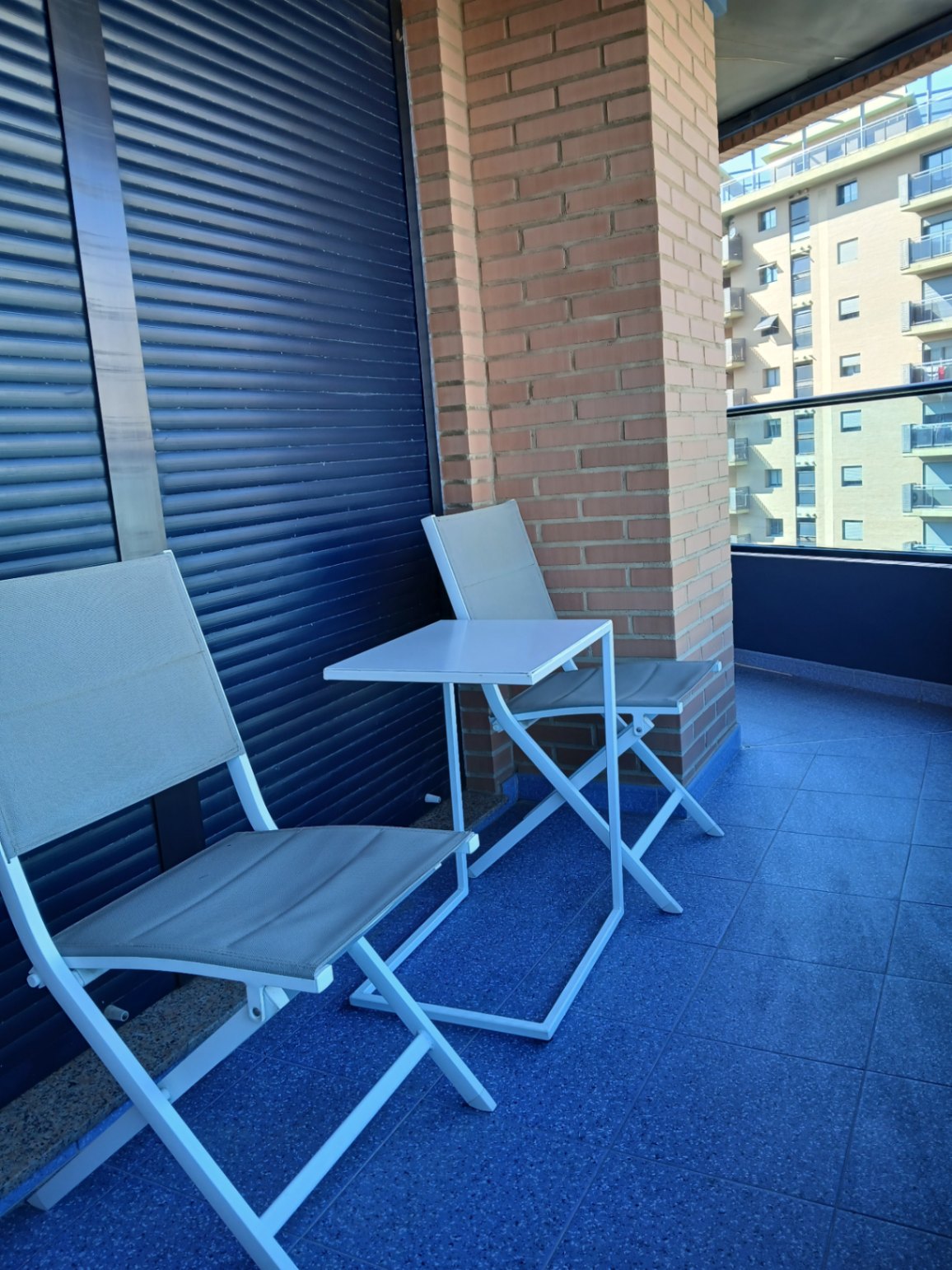 Appartement dans la zone de l'Avenida de Francia, Valence, avec garage et piscine.