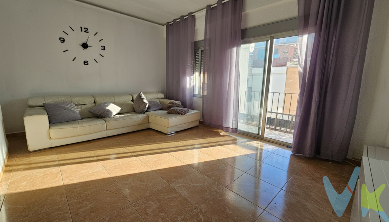 Apartment for sale with 3 bedrooms in Torrente, Valencia.