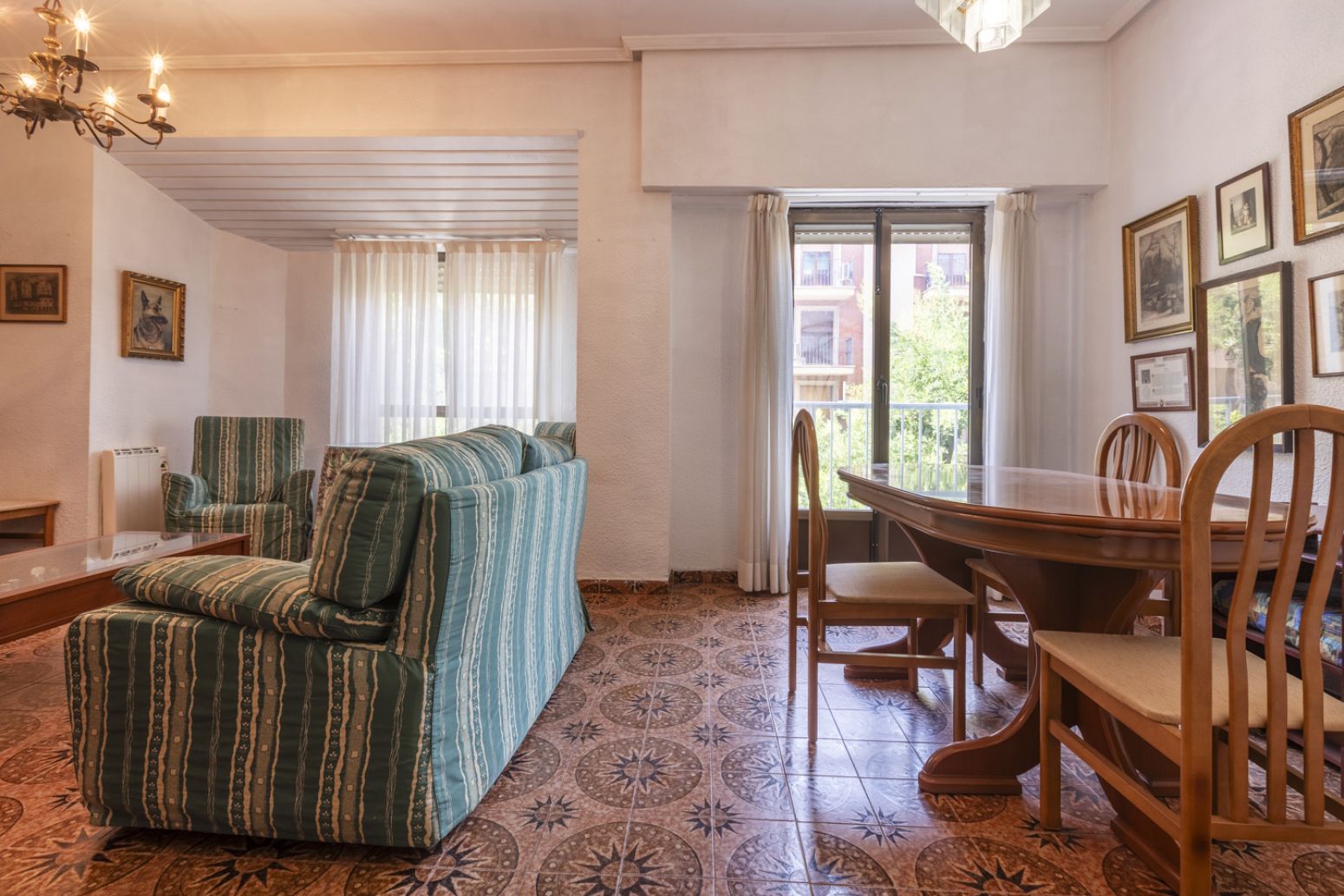 Piso en venta de 3 dormitorios en Extramurs, Valencia