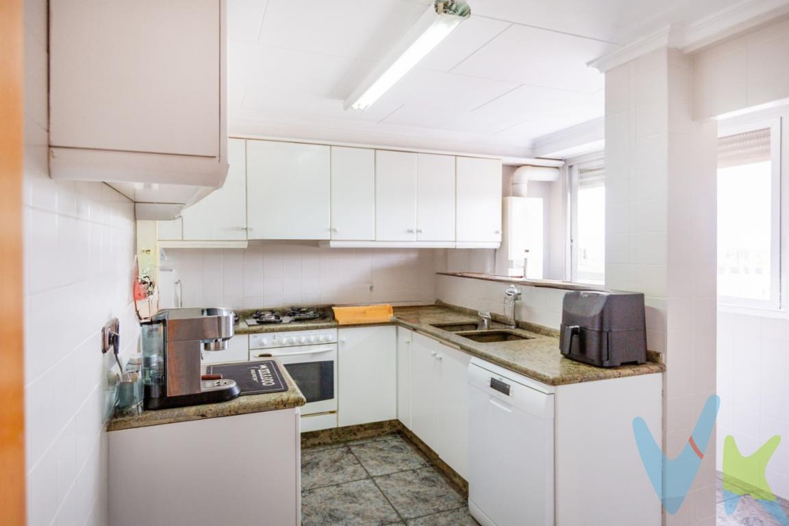 Wohnung zum Verkauf mit 4 Schlafzimmern in Benimámet, Valencia