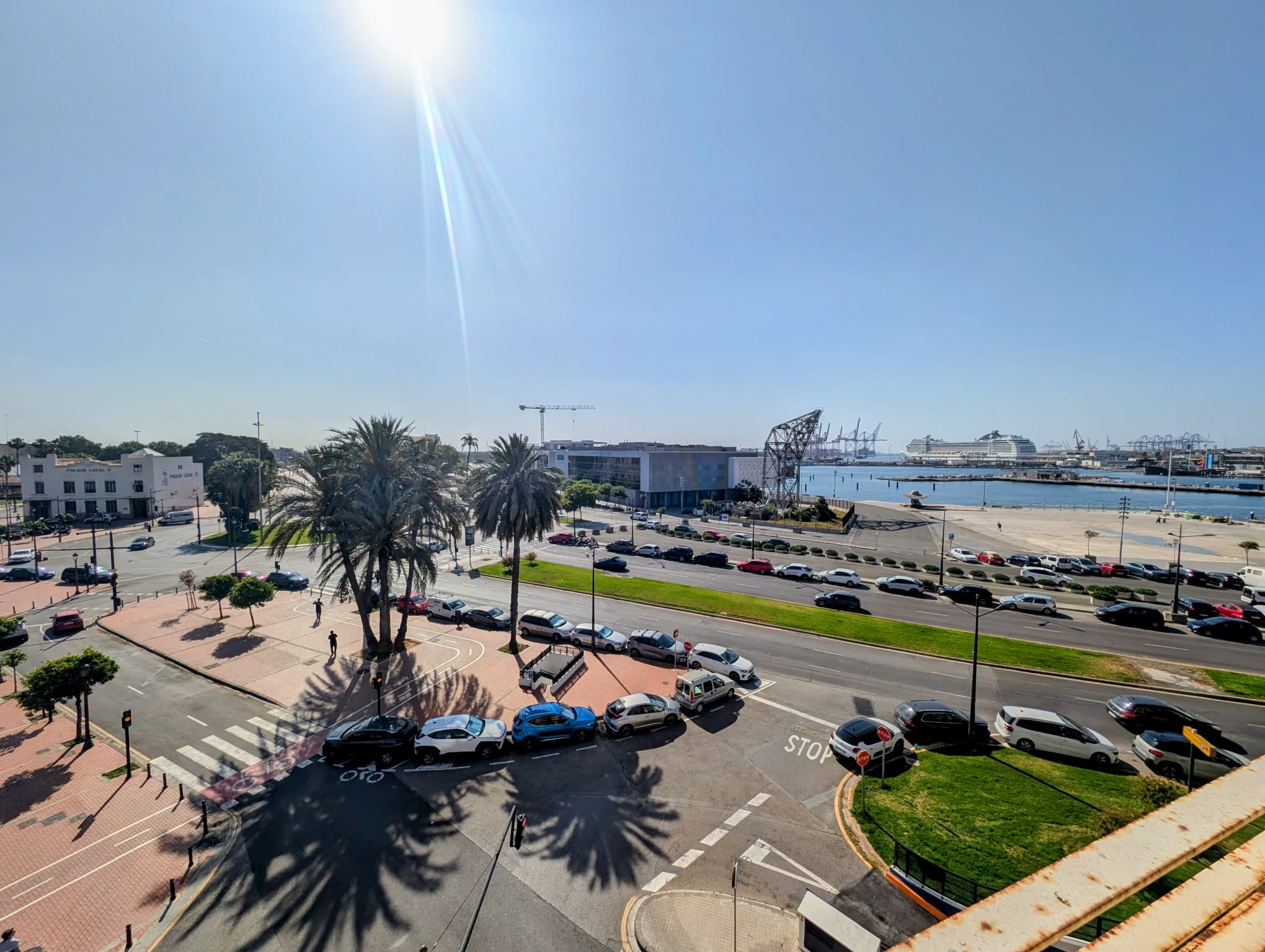 Loft for sale in Valencia, Port area, with sea views.