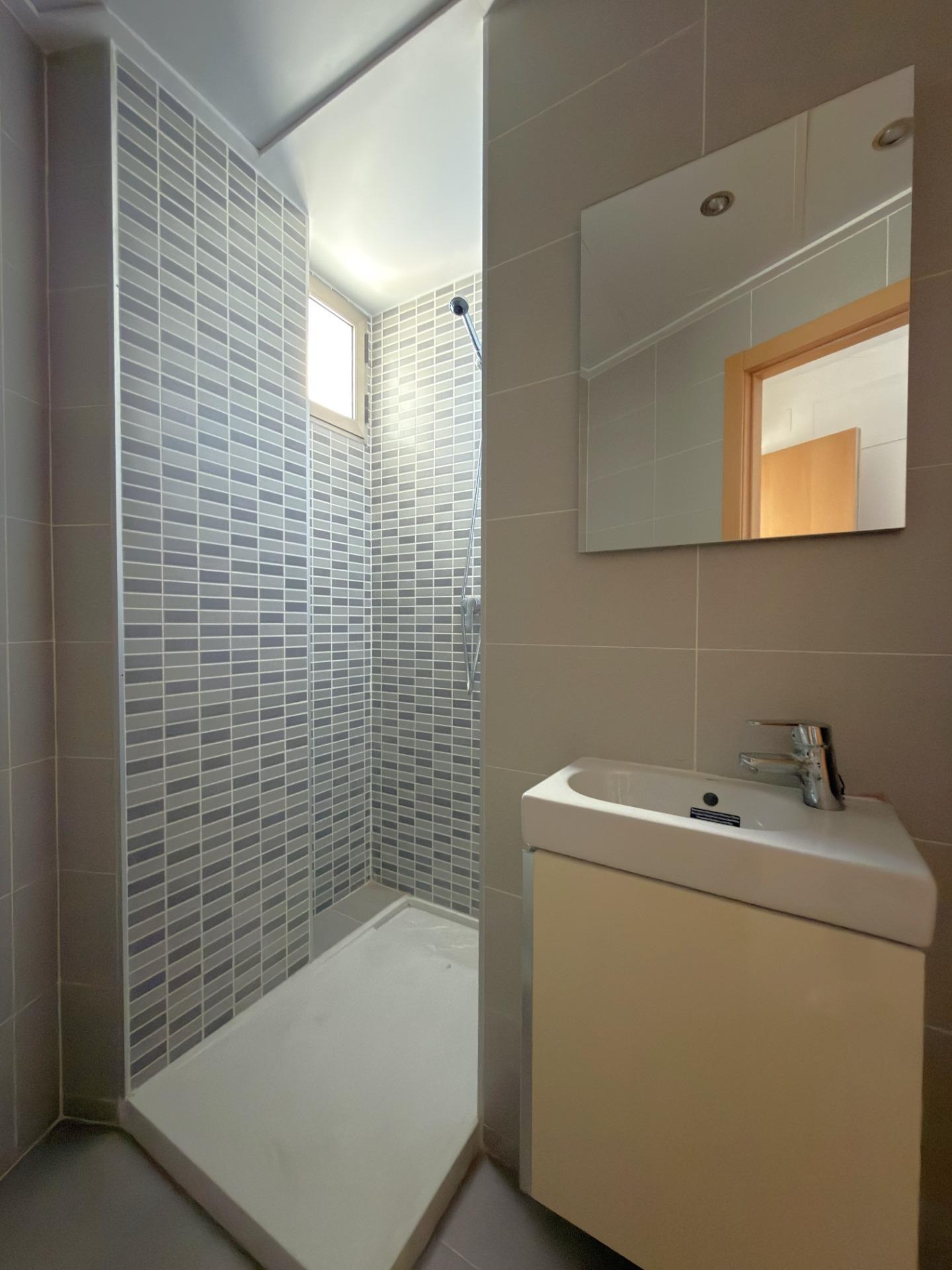 Maison à vendre de 3 chambres et 2 salles de bains à BÉTERA.