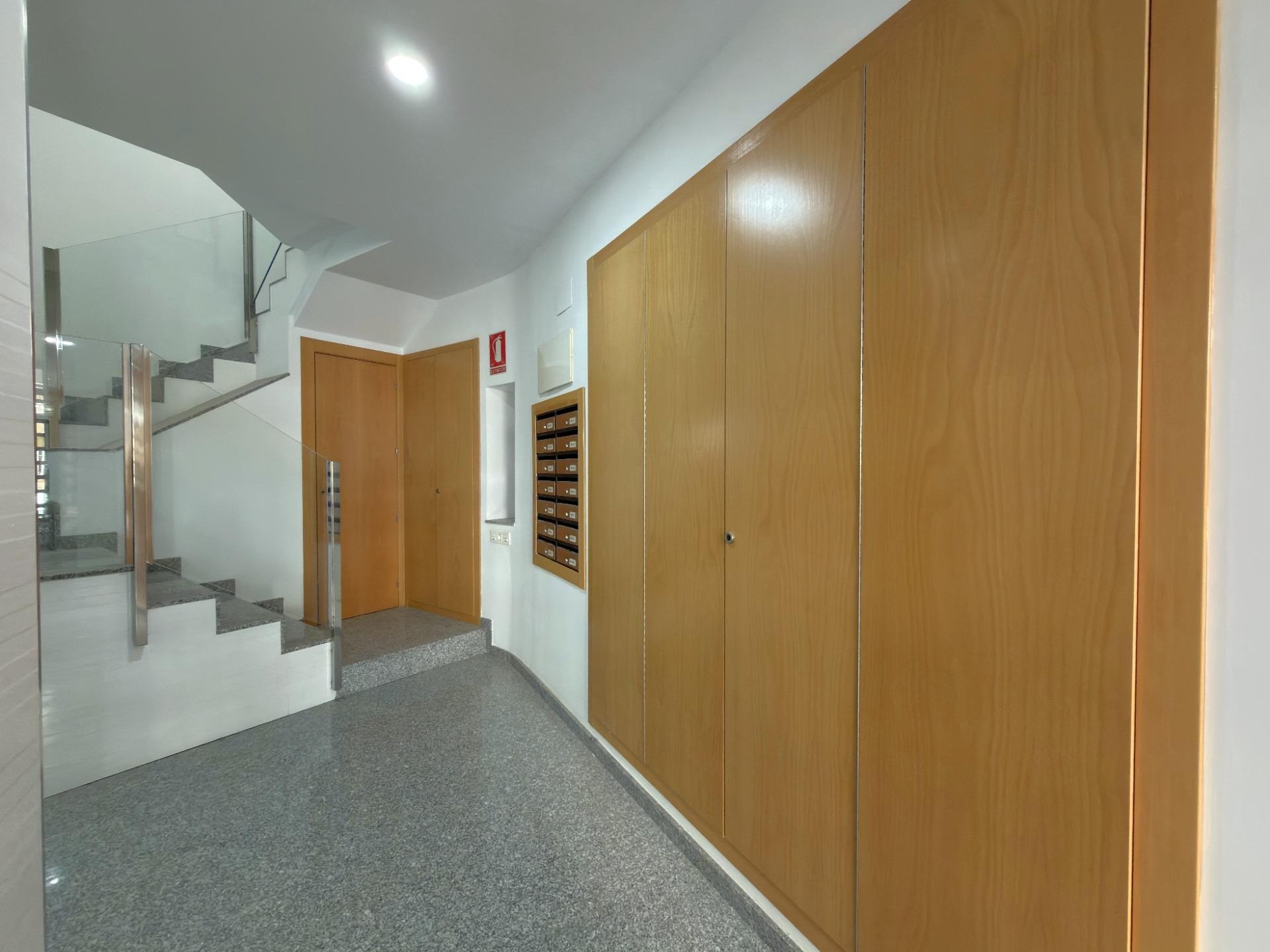 Maison à vendre de 3 chambres et 2 salles de bains à BÉTERA.