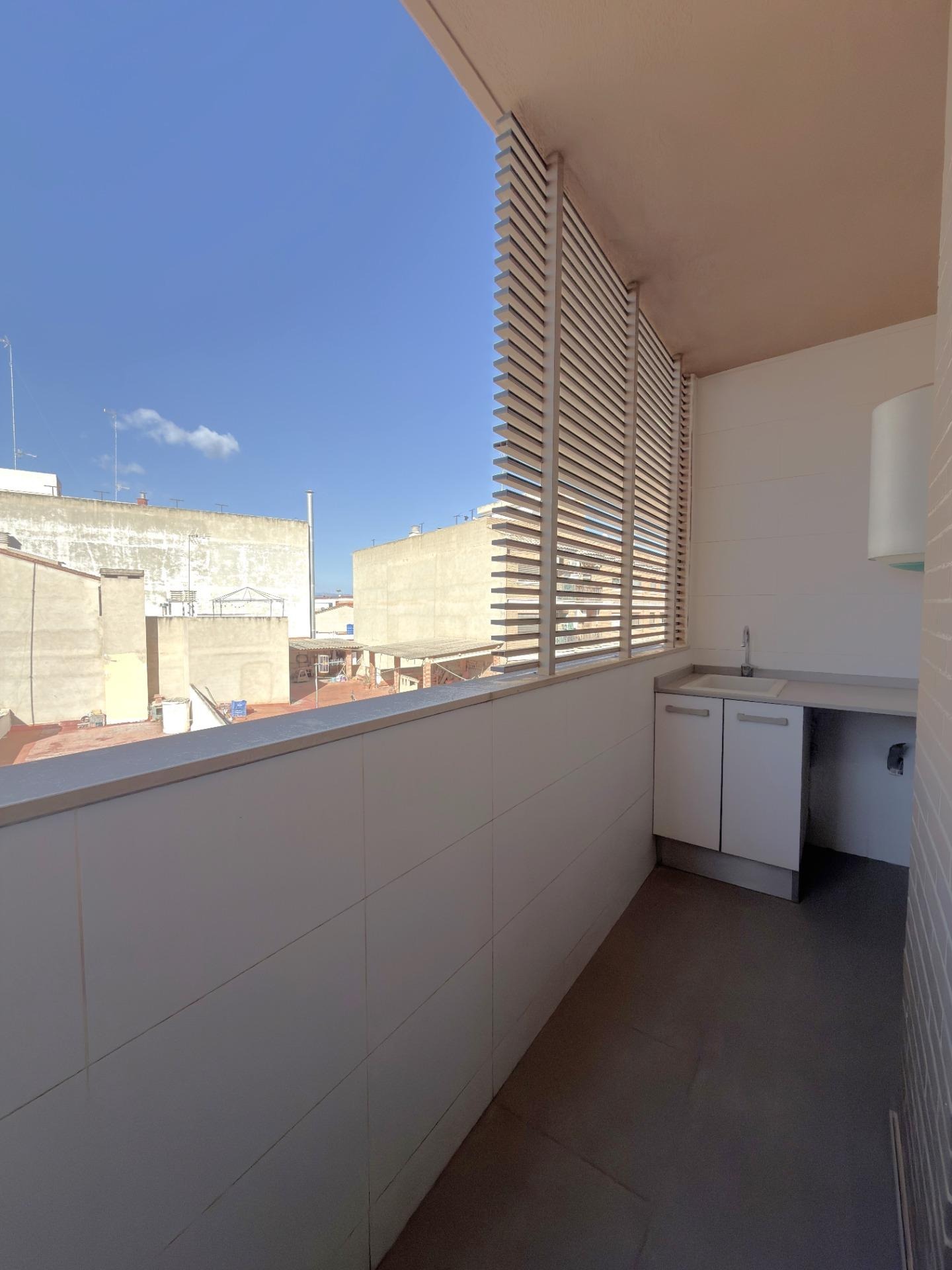 Maison à vendre de 3 chambres et 2 salles de bains à BÉTERA.