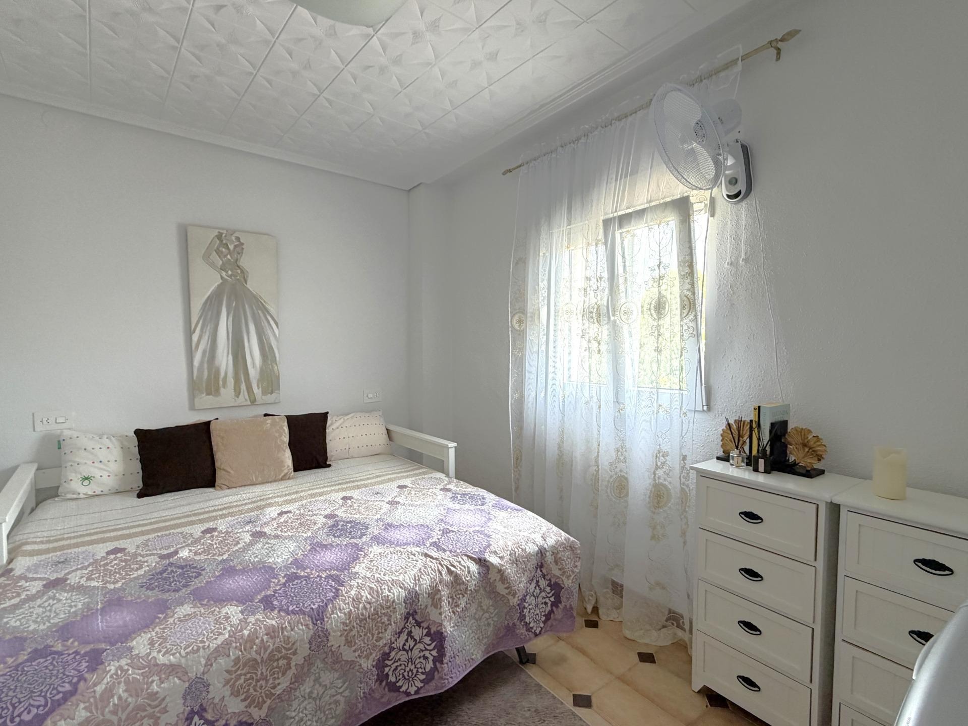 Chalet for sale with pool in Albalat dels Tarongers