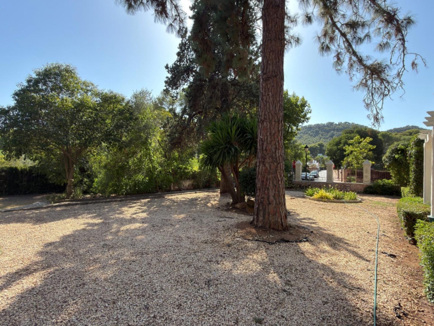 Chalet for sale in Náquera, 9 bedrooms and a pool.