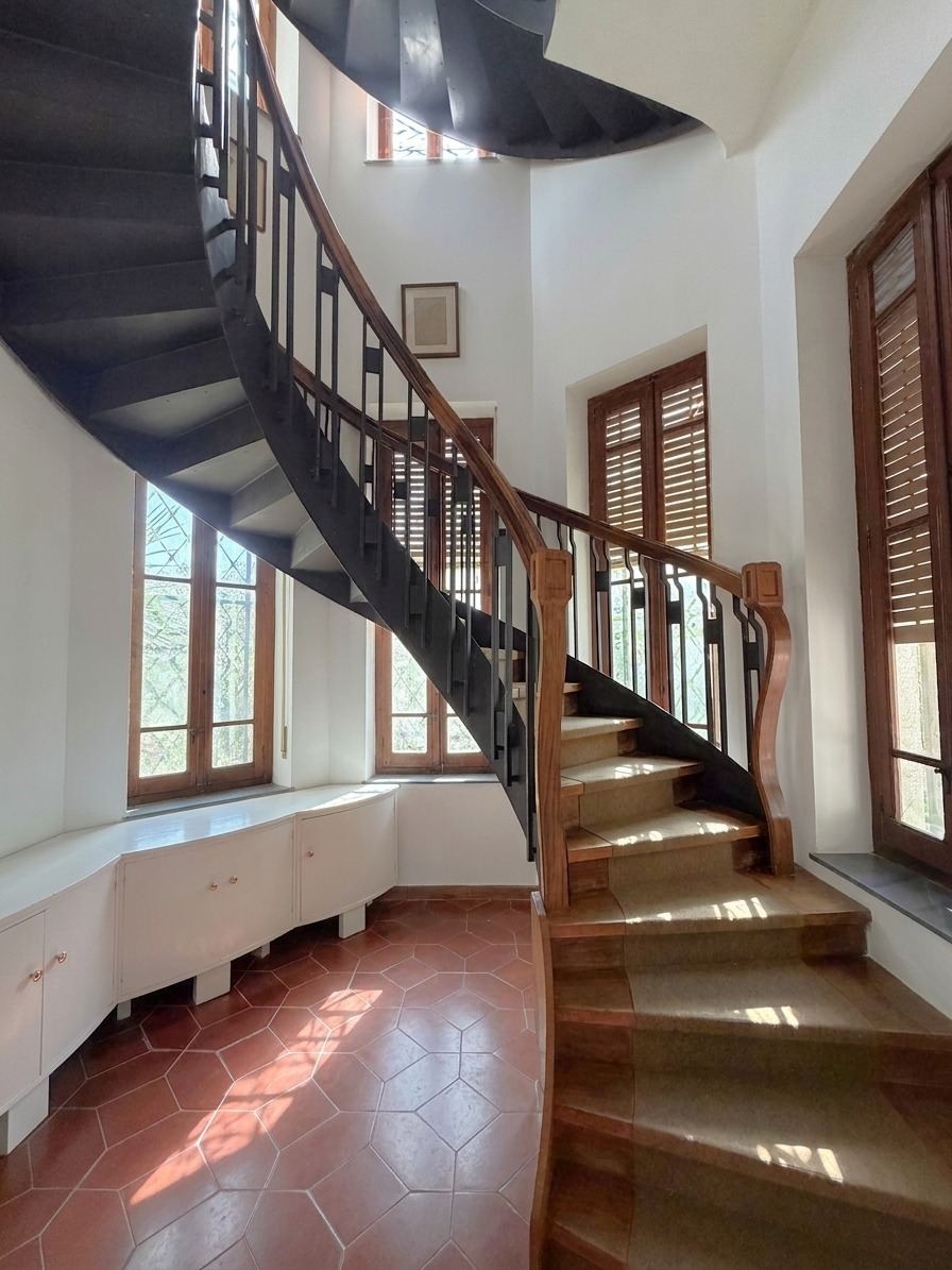 Chalet for sale in Náquera, 9 bedrooms and a pool.
