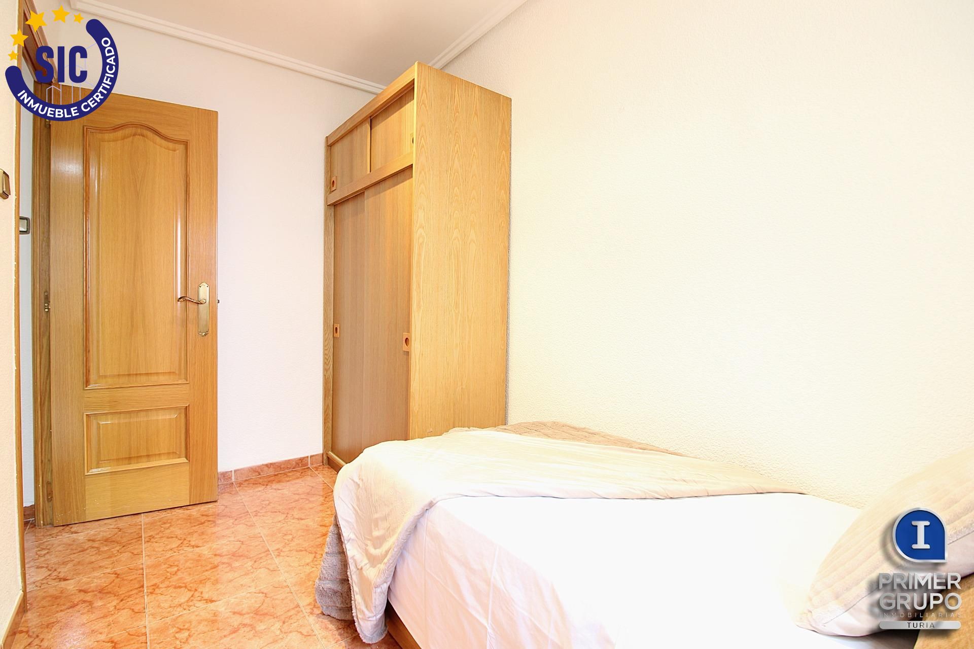 Appartement à vendre de 4 chambres à Nou Moles, Valence.