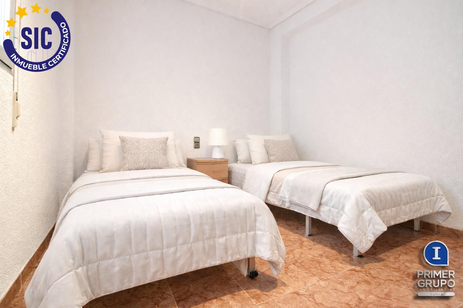 Appartement à vendre de 4 chambres à Nou Moles, Valence.