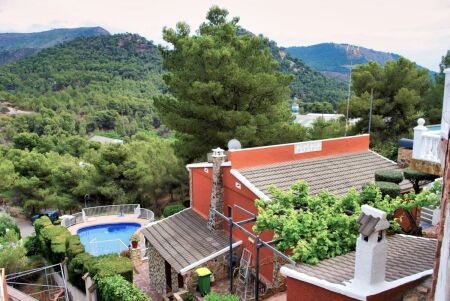Villa mit Aussicht in Serra