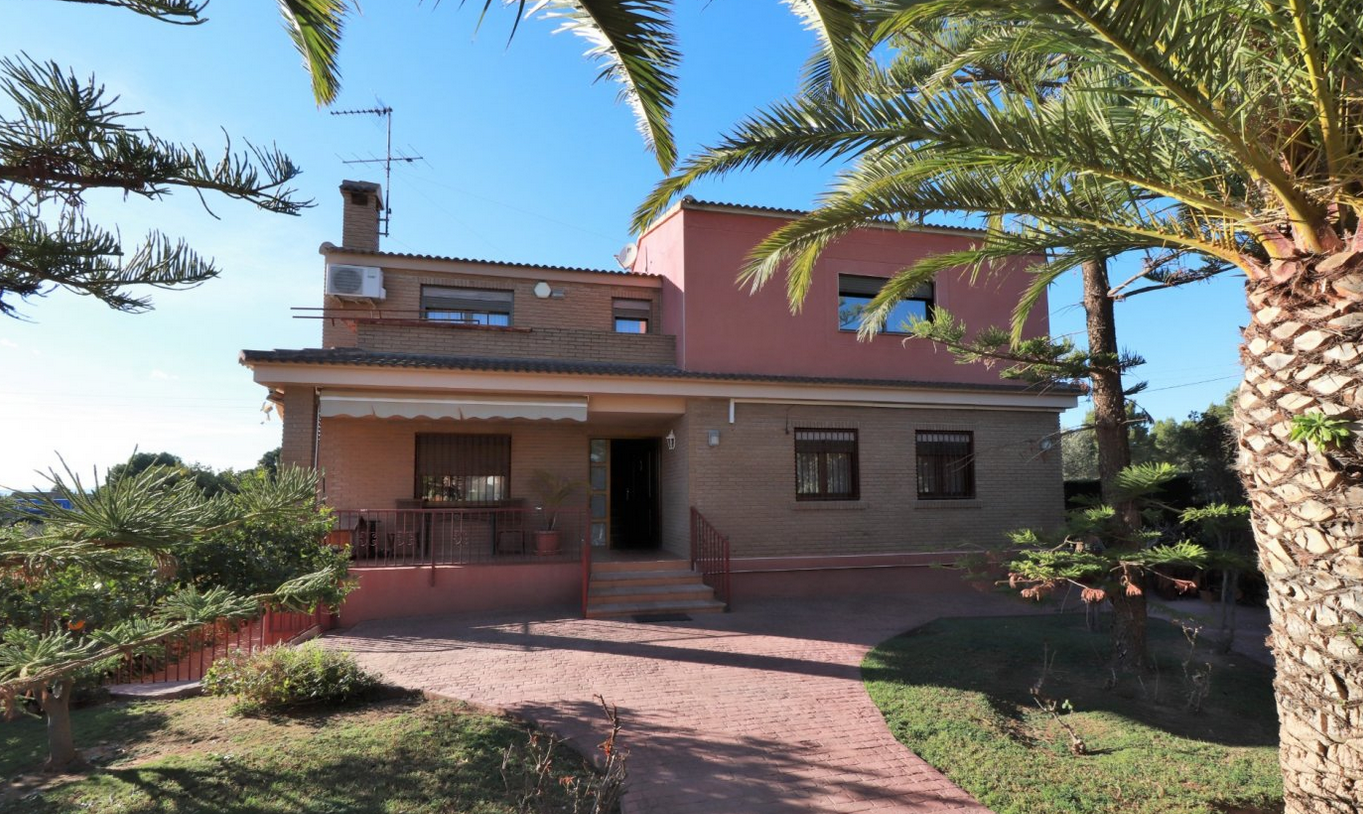 Vente de villa dans l’urbanisation Bonanza de Náquera, Valence.