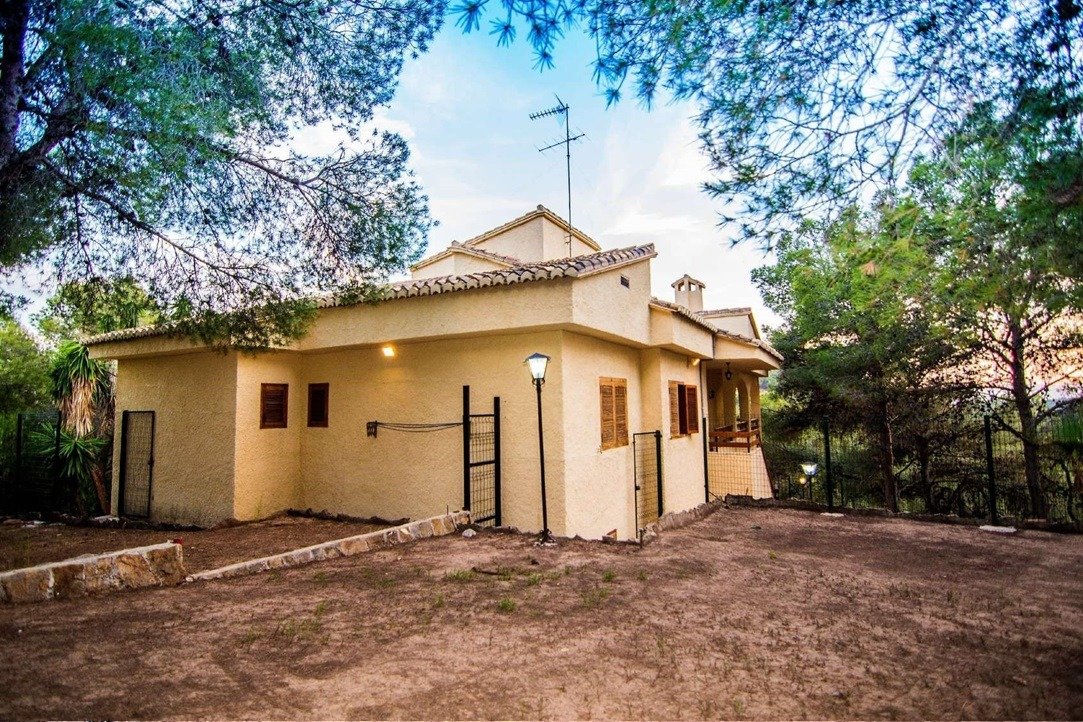 Villa à vendre à Náquera, Valence.